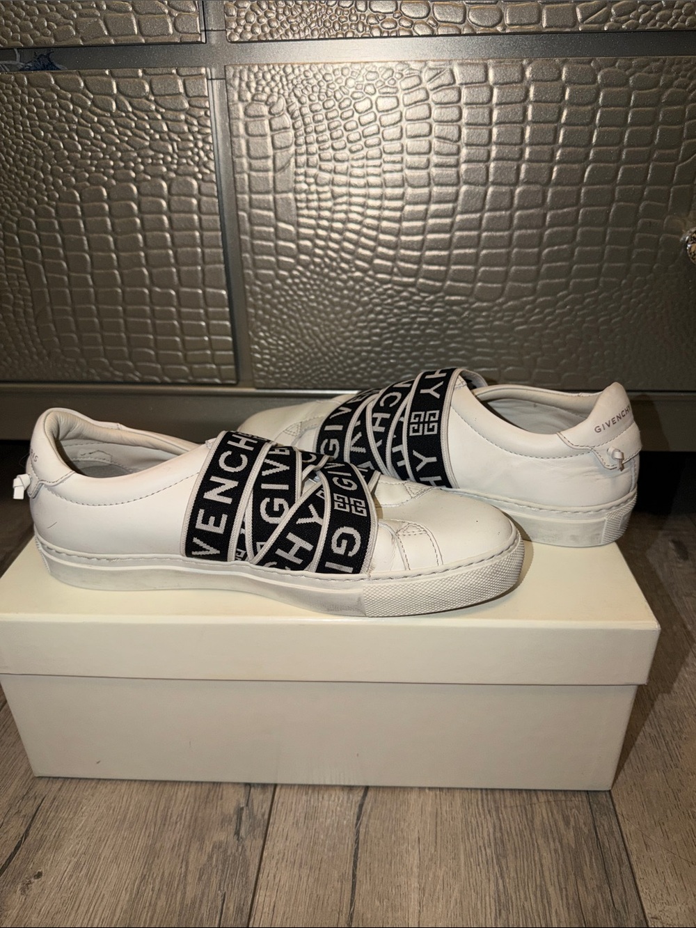 Givenchy White Leather Sneakers with Black Logo Straps